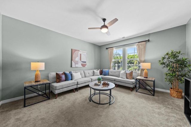 1022 Straightaway Court, Oceanside, CA 92057