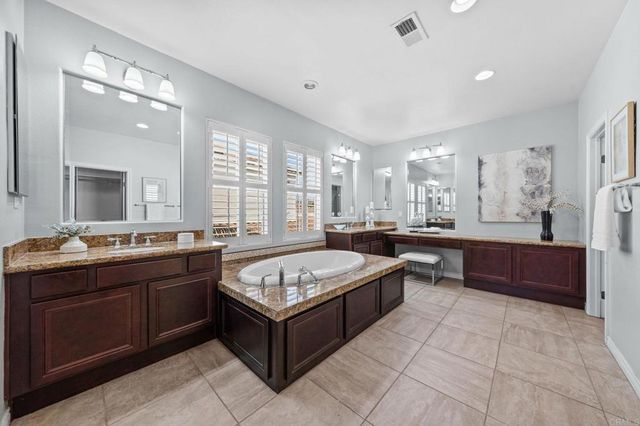 1022 Straightaway Court, Oceanside, CA 92057