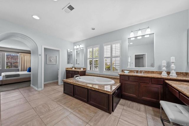 1022 Straightaway Court, Oceanside, CA 92057