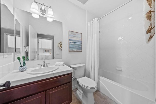 1022 Straightaway Court, Oceanside, CA 92057