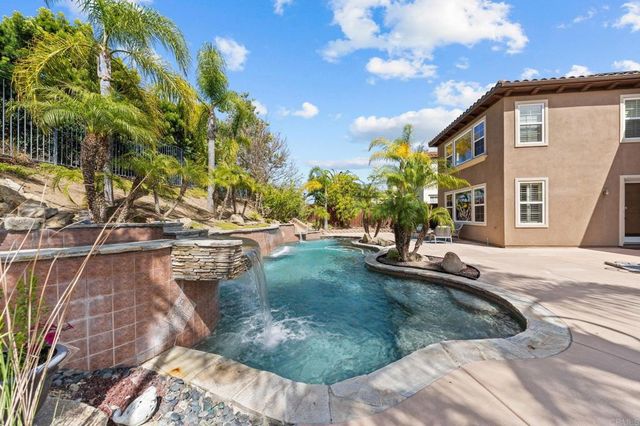 1022 Straightaway Court, Oceanside, CA 92057