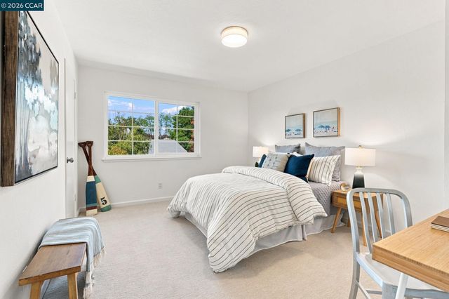 149 Sandringham Dr, Moraga, CA 94556