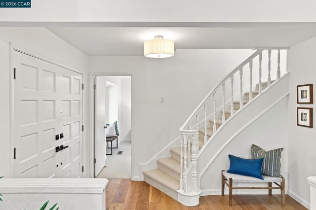 149 Sandringham Dr, Moraga, CA 94556