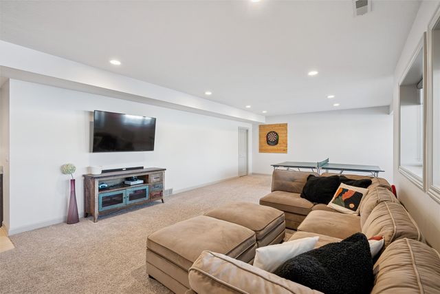 9967 NW 119th Court, Granger, IA 50109