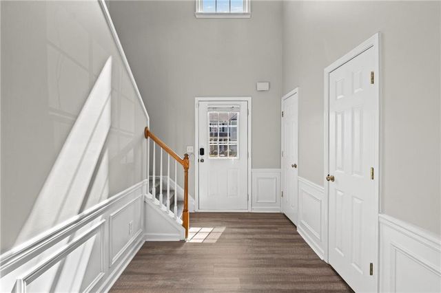 512 Drifton Way, Woodstock, GA 30188