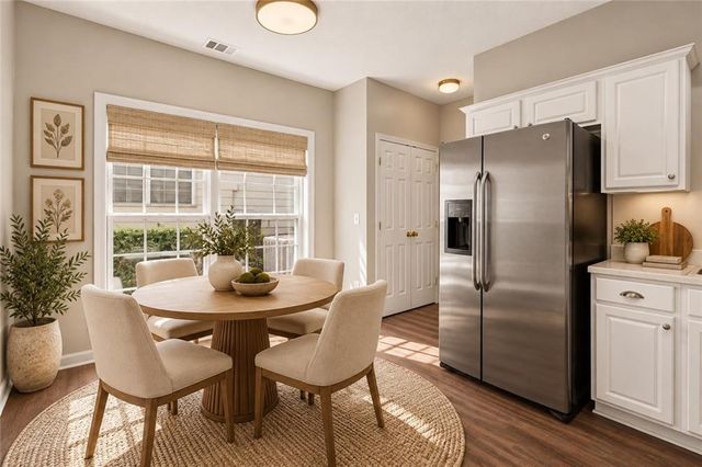 512 Drifton Way, Woodstock, GA 30188