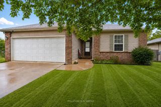 409 W Black Oak Road, Nixa, MO 65714