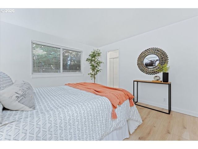 12155 Sw KATHERINE St, Tigard, OR 97223