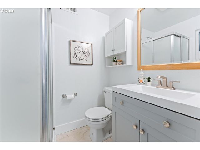 12155 Sw KATHERINE St, Tigard, OR 97223