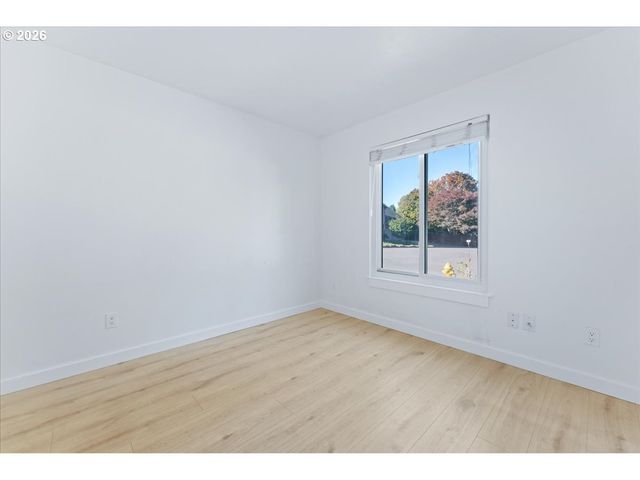 12155 Sw KATHERINE St, Tigard, OR 97223