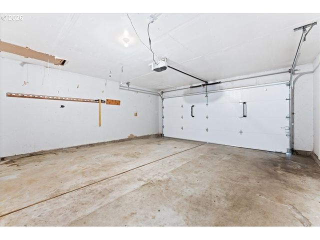 12155 Sw KATHERINE St, Tigard, OR 97223