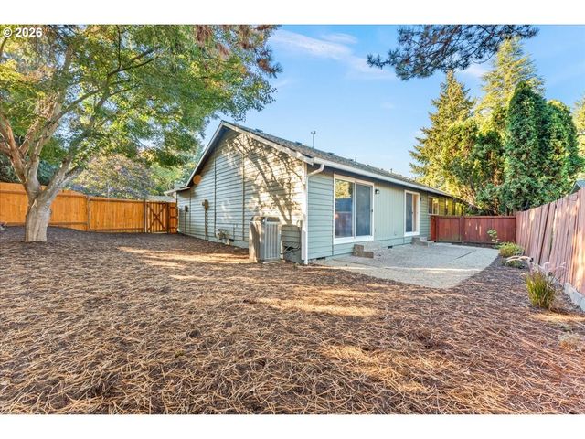 12155 Sw KATHERINE St, Tigard, OR 97223