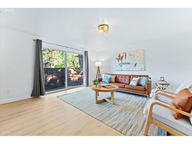 12155 Sw KATHERINE St, Tigard, OR 97223
