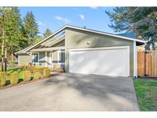 12155 Sw KATHERINE St, Tigard, OR 97223