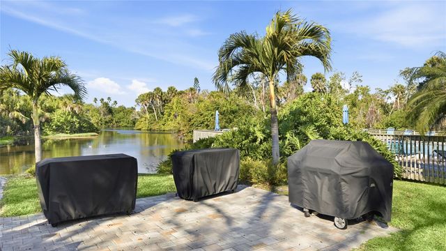 288 WOODS POINT ROAD, Osprey, FL 34229