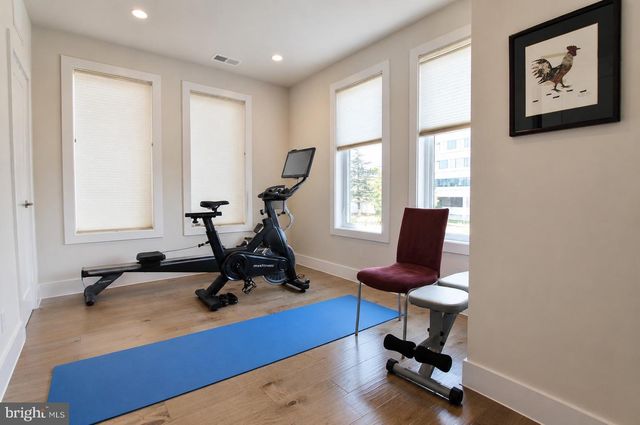 2815 EISENHOWER AVE, Alexandria, VA 22314