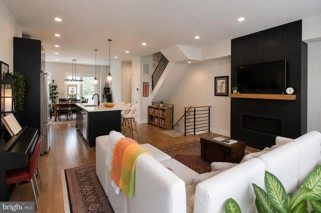 2815 EISENHOWER AVE, Alexandria, VA 22314