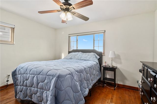 1915 Worcester Drive, Scott Twp, PA 15243