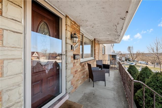 1915 Worcester Drive, Scott Twp, PA 15243