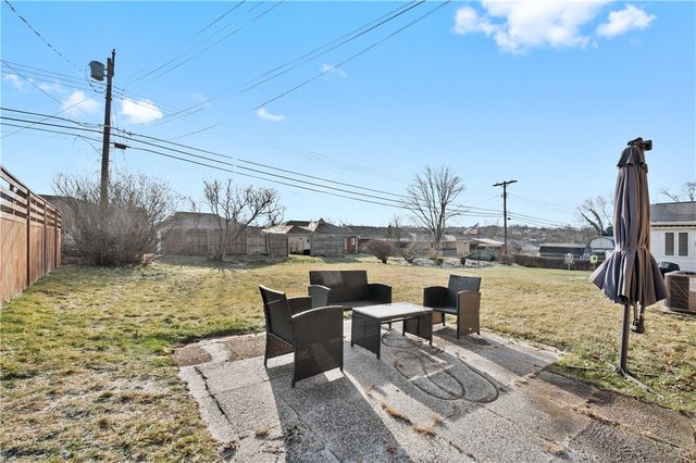 1915 Worcester Drive, Scott Twp, PA 15243