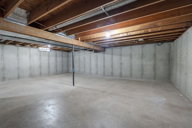 5283 W Q Avenue, Kalamazoo, MI 49009