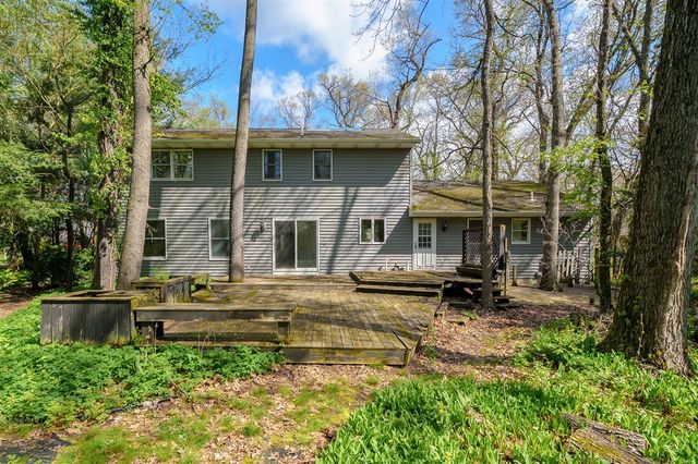 5283 W Q Avenue, Kalamazoo, MI 49009
