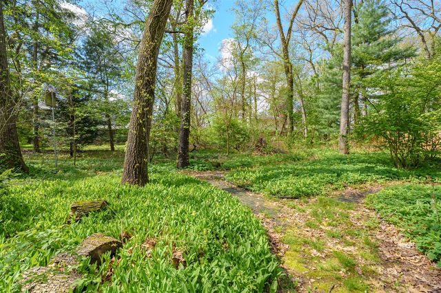 5283 W Q Avenue, Kalamazoo, MI 49009