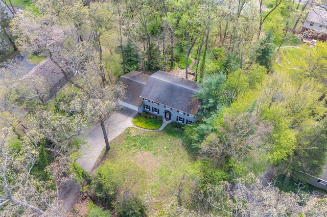 5283 W Q Avenue, Kalamazoo, MI 49009