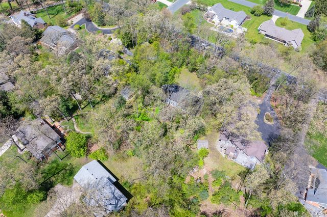 5283 W Q Avenue, Kalamazoo, MI 49009