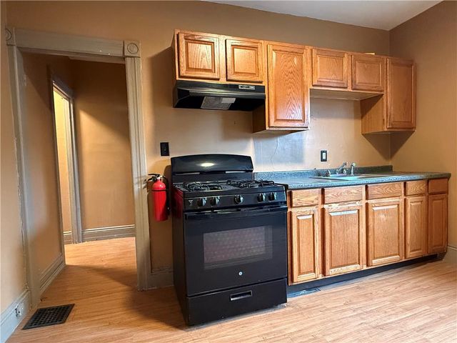 139 South 9th Street, Easton, PA 18042
