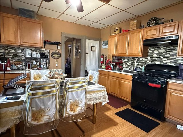 139 South 9th Street, Easton, PA 18042