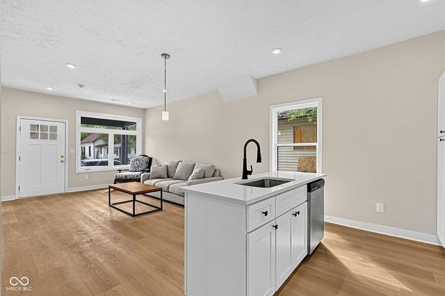 2256 N Harding Street, Indianapolis, IN 46208