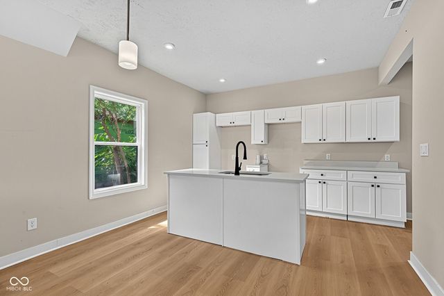 2256 N Harding Street, Indianapolis, IN 46208