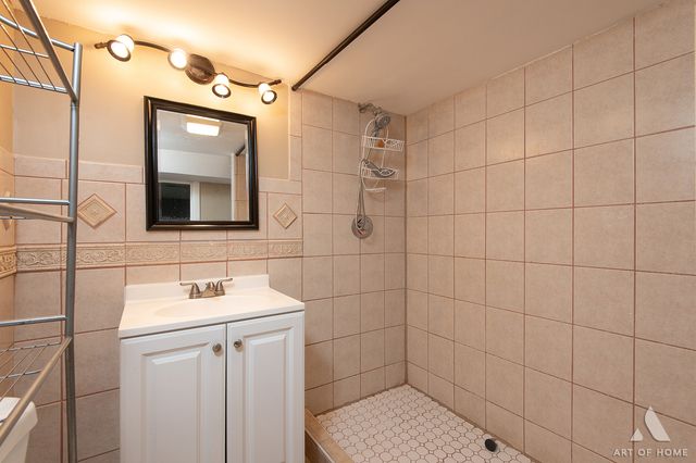 5610 S Christiana Avenue, Chicago, IL 60629