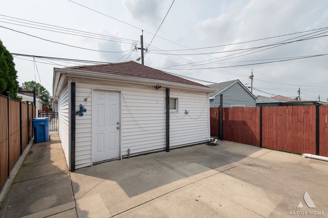 5610 S Christiana Avenue, Chicago, IL 60629