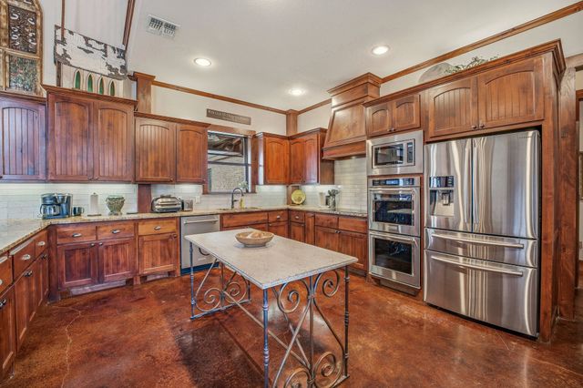 1658 County Road 2027, Glen Rose, TX 76043