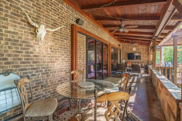 1658 County Road 2027, Glen Rose, TX 76043