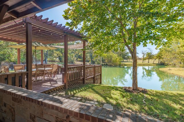 1658 County Road 2027, Glen Rose, TX 76043