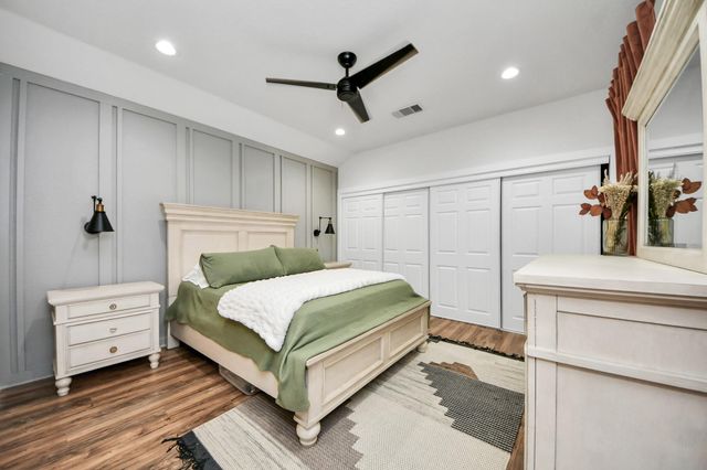 111 Jenkins Street, Houston, TX 77003