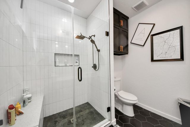 111 Jenkins Street, Houston, TX 77003