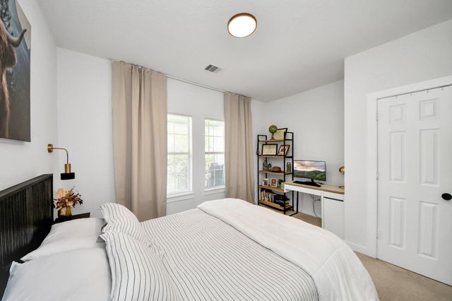 111 Jenkins Street, Houston, TX 77003