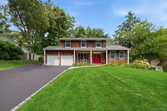 26 Sheryl Crescent, Smithtown, NY 11787