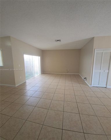 14236 SW 148th Avenue, Miami, FL 33196