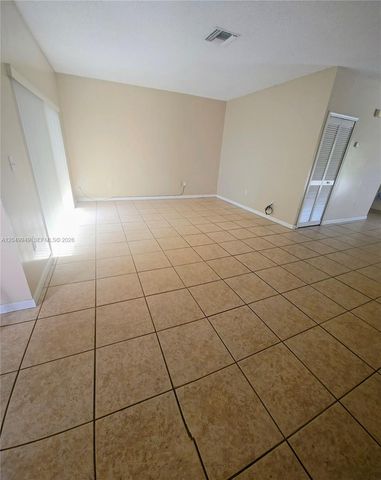 14236 SW 148th Avenue, Miami, FL 33196