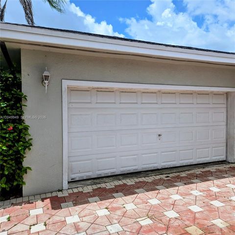 14236 SW 148th Avenue, Miami, FL 33196