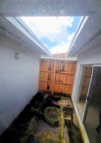 14236 SW 148th Avenue, Miami, FL 33196