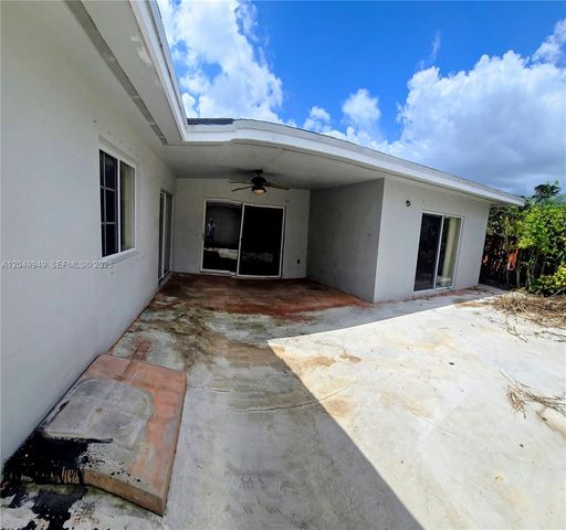14236 SW 148th Avenue, Miami, FL 33196