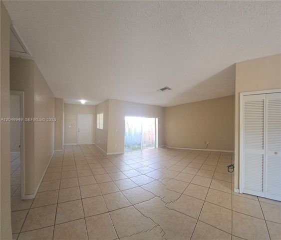 14236 SW 148th Avenue, Miami, FL 33196