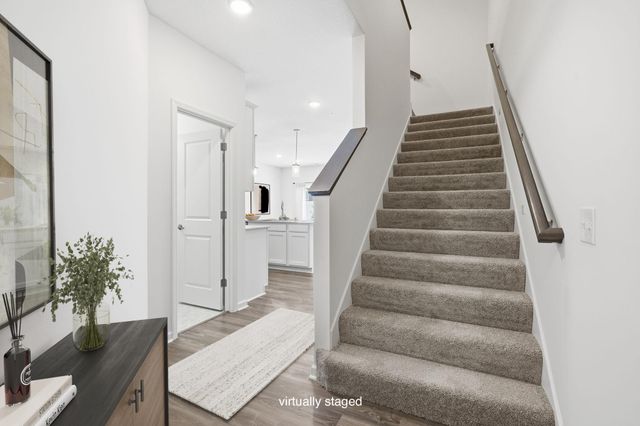 9669 4th Street Lane N, Lake Elmo, MN 55042