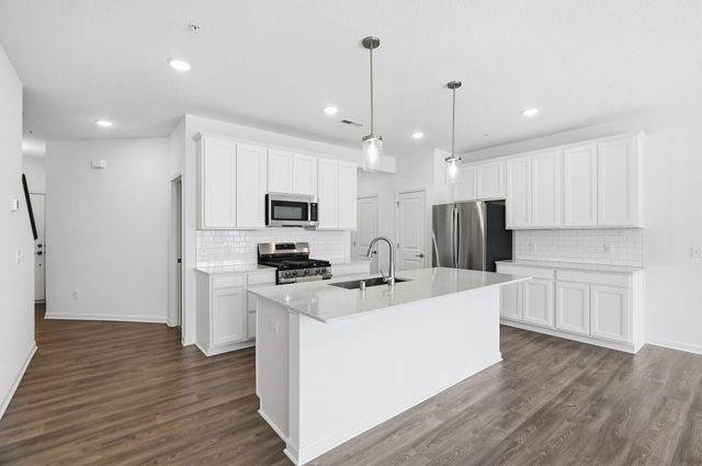 9669 4th Street Lane N, Lake Elmo, MN 55042